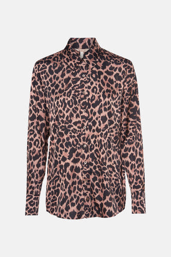 Blouse brune à longues manches de Guess, avec un imprimé léopard.