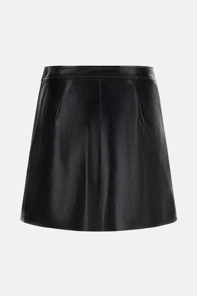 Korte zwarte rok van Guess, met een gladde leerlook textuur.