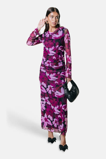 Robe multicolore à manches longues de COLOURFUL REBEL, avec un motif floral et une coupe ajustée.