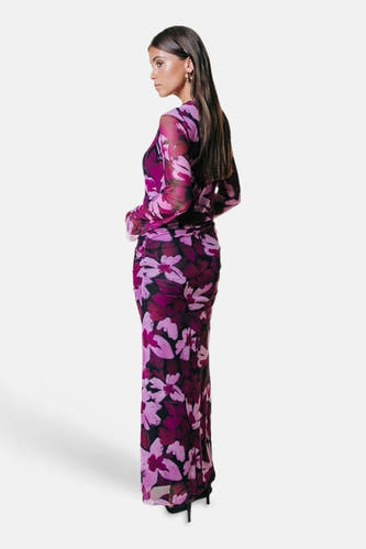 Multikleurige jurk met lange mouwen van COLOURFUL REBEL, met een bloemenpatroon en een nauwsluitende pasvorm.