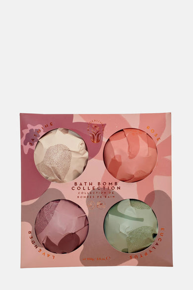 Ensemble de bougies parfumées multicolores d'UPPER CANADA, avec un design floral et les odeurs de jasmin, de rose, de lavande et d'eucalyptus.