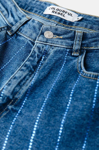 Jean décontracté bleu marine de COLOURFUL REBEL avec des rayures verticales de détails brillants.