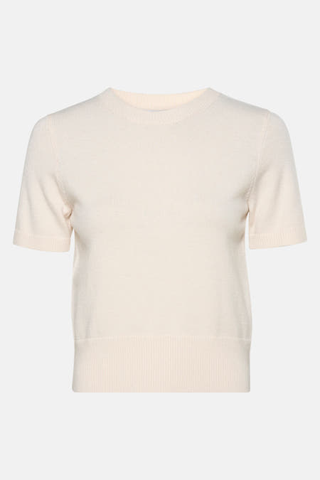 T-shirt écru avec col rond de HAILYS, à manches courtes et en fine texture côtelée.